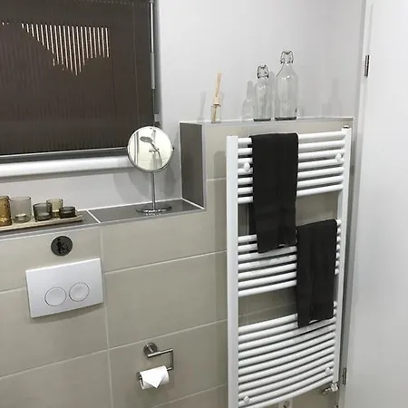 My Gastezimmer بيت ضيافة Dietingen